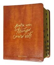 Bíblia mulheres naa capa de luxo caramelo índice