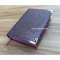 Biblia NAA Cinza Glitter Capa dura acolchoada com cantoneiras e pingente Fé - SBB
