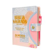 Bíblia Sagrada Feminina - Botão Coração Azul ARC - João Ferreira de Almeida com Harpa e Índice por Cores