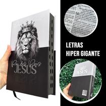 Bíblia Sagrada Letra Hiper Gigante Rei Dos Reis Preta Masculina Com Harpa E Índice Evangélica Leão Capa Dura Versão Arc Palavras De Jesus Em Negrito