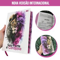 Bíblia Sagrada Nvi Feminina Seja Forte E Corajosa Rosa Evangélica Capa Dura Índice Letra Média Jovem Flores Fé Palavras De Jesus Em Destaque