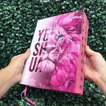 Bíblia Sagrada Ultra Gigante Letra Jumbo Leão Yeshua Rosa Capa Dura Com Harpa E Índice Arc Evangélica