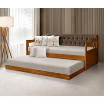 Bicama Dublin Estofado Capitonê Veludo Marrom Madeira Maciça com Cama Auxiliar 2 Colchões - Castanho Bicama Dublin Estofado Capitonê Veludo Marrom Madeira Maciça com Cama Auxiliar 2 Colchões - Castanho