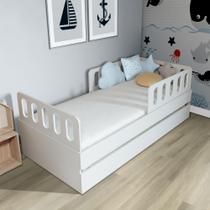 Bicama Solteiro Mdf BP Branco com 02 Grades e Cabeceira Megamobilia Bicama Solteiro Mdf BP Branco com 02 Grades e Cabeceira Megamobilia