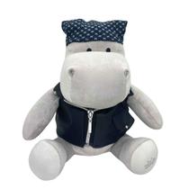 Bichinho De Pelúcia Hipopótamo Motoqueiro Paco 25cm Hipoalergênico Zip Presente Bebês +0 Meses