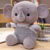 Bicho Pelúcia Elefante Vaquinha Guaxinim Fofinho Divertido Macio 22cm Bicho Pelúcia Elefante Vaquinha Guaxinim Fofinho Divertido Macio 22cm