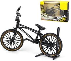 Bicicleta de montanha com dedos em metal fundido, modelo 1:8 Bicicleta de montanha com dedos em metal fundido, modelo 1:8