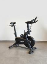 Bicicleta Ergométrica Confort de Spinning Profissional Ahead Sports com Display Digital
