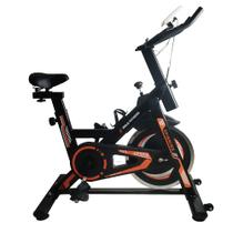 Bicicleta Spinning Ergométrica 13 Kg Preta e Amarela Roda de Inercia até 130kg Mecânica Desempenho e Estilo para Seus Treinos Potência em Movimento