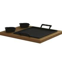 Bifeteira e Panelas Porção Restaurante e Aparador Madeira