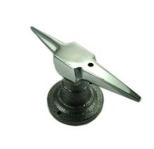 Bigorna Mazbot de Duplo Chifre com Base Redonda 8x13 cm Bigorna Mazbot de Duplo Chifre com Base Redonda 8x13 cm