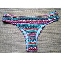 Biquini Bojo Liso de Babado e Acessório Tanga Fio Estampado Biquini Bojo Liso de Babado e Acessório Tanga Fio Estampado