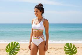 Biquíni branco com detalhe elástico colorido listrado Biquíni branco com detalhe elástico colorido listrado