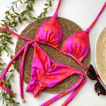 Biquini cortininha e empina bumbum empolgação