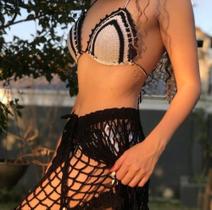 Biquíni de crochê preto e branco