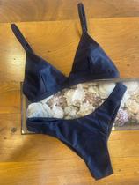 Biquini ingleses preto empina bumbum Biquini ingleses preto empina bumbum