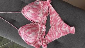 Biquíni maravilhoso bordado a mão