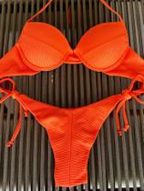 Biquíni Meia Taça Retro Vintage Aro Bojo Canelado Fio Duplo Asa Delta Moda Praia Cores Tendência Do Verão Biquíni Meia Taça Retro Vintage Aro Bojo Canelado Fio Duplo Asa Delta Moda Praia Cores Tendência Do Verão