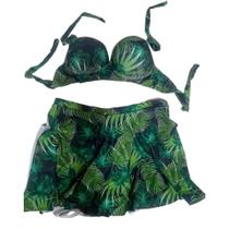 Biquini Plus Size com Saia em Cós Largo e Alça Larga Biquini Plus Size com Saia em Cós Largo e Alça Larga