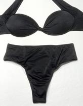 Biquíni plus size meia taça com nozinho no busto e bojo Biquíni plus size meia taça com nozinho no busto e bojo