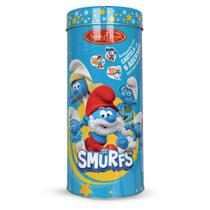 Biscoito Santa Edwiges Os Smurfus Mini Ao Leite Ganhe 1 Cartela com 6 Adesivos Sortidos Lata