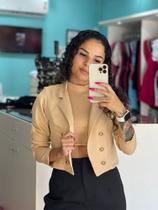 Blazer cropped alfaiataria