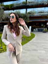 Blazer em Alfaiataria Moderno Cor Camel - BL1102 - Elegante e Versátil