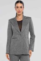 Blazer PKS Alfaiataria Risca de Giz Cinza e Preto Blazer PKS Alfaiataria Risca de Giz Cinza e Preto