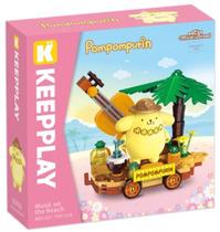 Bloco de Montar Keepplay Música na Praia Pompompurin Hello Kitty e Amigos