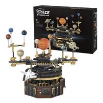 Bloco de Montar Sistema Solar com Iluminação 1098 peças STEAM Decoração Brinquedo Educativo Infantil Adolescente Adulto