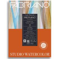 Bloco de Papel Para Aquarela Studio Satinado Fabriano 300g/m² 22,9x30,5cm 12 Folhas Bloco de Papel Para Aquarela Studio Satinado Fabriano 300g/m² 22,9x30,5cm 12 Folhas