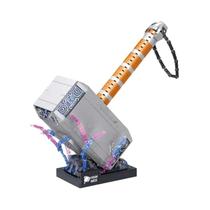 Blocos De Montagem Modelo Martelo Do Thor 975PCS Criativos MOC Brinquedos De Montar Para Presentes Blocos De Montagem Modelo Martelo Do Thor 975PCS Criativos MOC Brinquedos De Montar Para Presentes