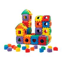 Blocos Divertidos Mundo Curioso - 52 Peças - GGB Brinquedos Blocos Divertidos Mundo Curioso - 52 Peças - GGB Brinquedos