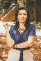 Blusa azul transpassada em tecido algodão- Elis