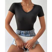 Blusa básica baby look manga curta gola v casual tendência feminina