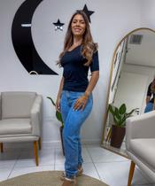 Blusa Básica MadahCo Maria Gola V