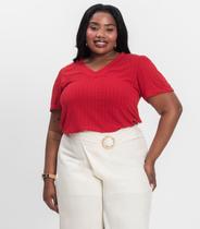 Blusa Canelada Plus Infinita Cor Vermelho Blusa Canelada Plus Infinita Cor Vermelho