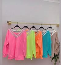 Blusa colorida tamanho P Blusa colorida tamanho P