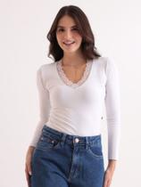 Blusa Com Renda Revanche Bl.Fem.00206 Blusa Com Renda Revanche Bl.Fem.00206