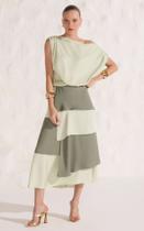 Blusa Crepe Alfaiataria Francis Verde Misty G Marca Linzzi Blusa Crepe Alfaiataria Francis Verde Misty G Marca Linzzi