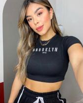 Blusa cropped Brooklin preta tam. M