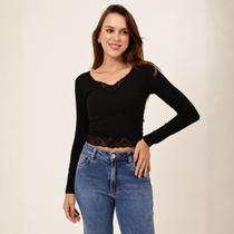 Blusa Cropped Com Detalhes Em Renda Feminino Revanche Tonga Blusa Cropped Com Detalhes Em Renda Feminino Revanche Tonga
