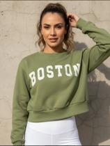 Blusa Cropped de Moletom Feminina Flanelada Verde com Estampa Blusa Cropped de Moletom Feminina Flanelada Verde com Estampa