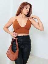 Blusa cropped decotado tecido duna tendencia verão lancamento Blusa cropped decotado tecido duna tendencia verão lancamento