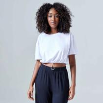 Blusa Cropped Manga Curta Basicamente Ref. 118762 Blusa Cropped Manga Curta Basicamente Ref. 118762