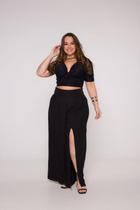 Blusa Cropped manga curta nó embutido e amarrado costas