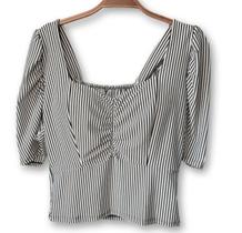 Blusa Cropped plus size listrada com manga bufante e decote drapeado - filo modas