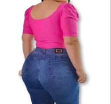 blusa Cropped plus size manga bufante com bojo detalhe no decote feminina