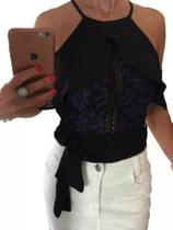 Blusa Cropped Renda Azul Com Crepe Manga Vazada Fato Básico