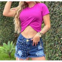 Blusa cropped transpassada canelada manga curta sem bojo feminino